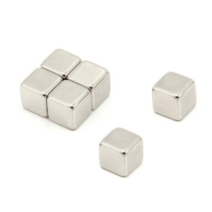 10 x 10 x 10mm thick N42 Neodymium Magnet - 4.7kg Pull